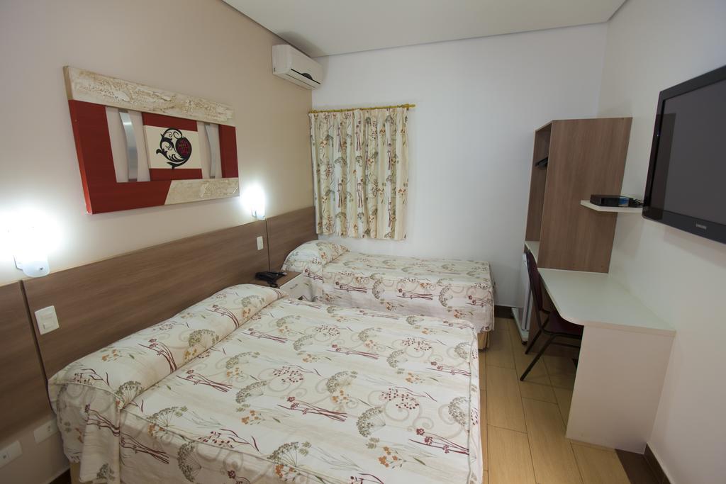 Hotel Oly Plaza Piracicaba Rom bilde